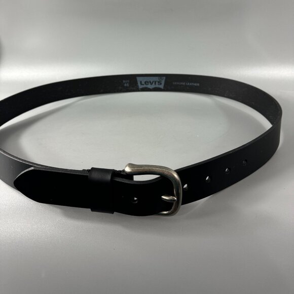 Levi's Genuine Black Leather Silver-tone Buckle Belt, Size 46 - Picture 1 of 12